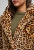 Urban Classics Mantel Damen Oversized Faux Fur Leo Coat Voir les images du produit 4