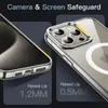 Close-up shots of an iPhone case highlighting its camera and screen protection features. Voir les images du produit