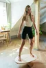 leg&go Planche d’équilibre en bois avec rouleau de liège , Voir les images du produit 5