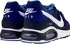 A close-up rear view of two Nike Air Max Command shoes. Voir les images du produit