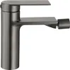 A studio shot of a single bidet faucet against a white background. Anteprima dell’immagine prodotto