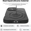 A black phone case with liquid silicone being poured onto it, creating ripples. Feature icons and text are displayed below. Anteprima dell’immagine prodotto