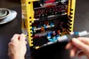 LEGO Icons Pac-Man Slot Machine, Jeu de construction pour Voir les images du produit 10