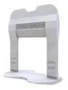 A white tile leveling clip with text indicating its function and size. Náhľad obrázku produktu