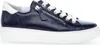 A studio shot of a single navy blue sneaker with white laces and a white sole. Produktbild-Vorschau