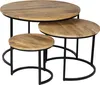 A set of three round nesting tables with wooden tops and black metal frames, displayed on a white background. Voir les images du produit