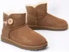Ugg Mini Bailey Button II Stiefel Chestnut - Stiefel - Produktbild-Vorschau 34