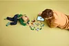 LEGO® │ Disney und Pixar 43264 Toy Story Festlicher Zug und Produktbild-Vorschau 17