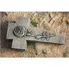 Schönes Kreuz mit Rosa aus Steinguss Neu Frostfest Produktbild-Vorschau 3