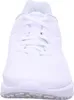 A front view of a white Nike sneaker. Voir les images du produit
