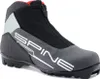 A single cross-country ski boot shown from a three-quarter side view against a white background. Podgląd zdjęcia produktu
