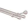 A double curtain rod with end caps, mounted on a white background. Anteprima dell’immagine prodotto
