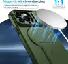 A green phone case is shown with a magnetic wireless charger. Náhled obrázku produktu