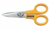 A pair of yellow-handled scissors on a white background. Anteprima dell’immagine prodotto