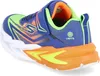 A close-up side view of a child's sneaker. Voir les images du produit