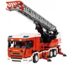 Mould King 17022 RC hasičské auto s otočným rebríkom, 4886 Náhľad obrázku produktu 6