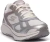 A studio shot of a single Skechers Go Run sneaker. Produktbild-Vorschau