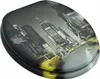 A toilet seat with a New York City street scene design. Anteprima dell’immagine prodotto