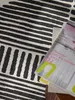 Tappeto rotondo "Bounds" di Ted Baker, in tessuto piatto, Anteprima dell’immagine prodotto 7