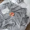 Wohndecke 160x200 cm – Weiche & warme Ganzjahresdecke mit Produktbild-Vorschau 7