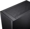 Close-up view of the top and side of a black computer case. Produktbild-Vorschau