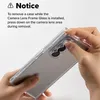Hands holding a clear phone case over a phone, demonstrating how to remove the case. Náhled obrázku produktu