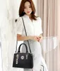 J&W Sac à main Ilirian pour femme Noir Taille unique Voir les images du produit 12