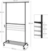 SONGMICS Appendiabiti dal design industriale, con rotelle, Anteprima dell’immagine prodotto 2