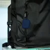 Silikonhülle mit Karabiner für AirPods 4, Bizon Case Produktbild-Vorschau 5