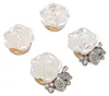 Lot de 4 boutons-fleurs en forme de rose blanche, élégants Voir les images du produit 2