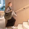 reisenthel moonbag leo fake fur Produktbild-Vorschau 6