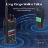 Two walkie-talkies are shown with radiating signal lines, indicating long-range communication. Text overlays describe features and range. Podgląd zdjęcia produktu