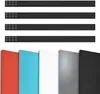 A collage showing black magnetic strips with magnets on top and colored panels below. Voir les images du produit
