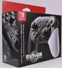 A Nintendo Switch Pro Controller, The Legend of Zelda: Tears of the Kingdom Edition, is shown in its packaging. Produktbild-Vorschau
