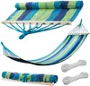 A striped hammock is shown in three different states: rolled up, fully extended, and partially rolled up. Two white ropes are also visible. Produktbild-Vorschau
