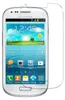 A screen protector is placed over a Samsung Galaxy S3 Mini smartphone. Produktbild-Vorschau