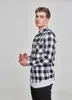 Urban Classics Pánská kostkovaná košile Unifir černo-bílá L Náhled obrázku produktu 8