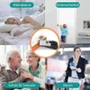Schwarzer Türstopper-Alarm in einem kreisförmigen Einsatz, umgeben von vier Lifestyle-Bildern, die seine Verwendung für Alleinleben, Kindersicherheit, Seniorenschutz und Reisen darstellen Voir les images du produit