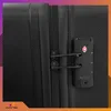 A close-up shot of a black suitcase with a TSA-approved lock. Anteprima dell’immagine prodotto