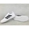 Adidas Courtblock 42 Vista previa de la imagen del producto 14