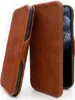 Two brown leather flip cases for a smartphone are displayed against a white background. One case is open, showing the phone screen, while the other is closed. Anteprima dell’immagine prodotto