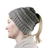 Strick Winter Beanie - Pferdeschwanz Mütze - mit Zopf Loch Produktbild-Vorschau 1