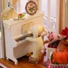 DIY-Weihnachts-Miniatur-Puppenhaus-Set: Realistisches Produktbild-Vorschau 7