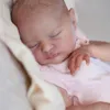 śpiąca Laura o wysokości 48 cm z ręcznie malowanymi Podgląd zdjęcia produktu 5