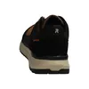 The rear view of a sneaker. Voir les images du produit