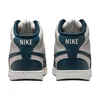 The back view of a pair of Nike Court Vision Mid NN sneakers. Anteprima dell’immagine prodotto