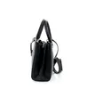 GUESS Guess Alexie Girlfriend Satchel - Sac à main 29 cm Voir les images du produit 26