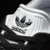 Adidas Sneakers BB5476 in Black color size 44 Voir les images du produit 46