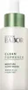 A product shot of a serum bottle. Voir les images du produit