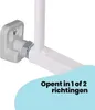 Close-up of a white metal safety gate mounting bracket and part of the gate itself. Anteprima dell’immagine prodotto